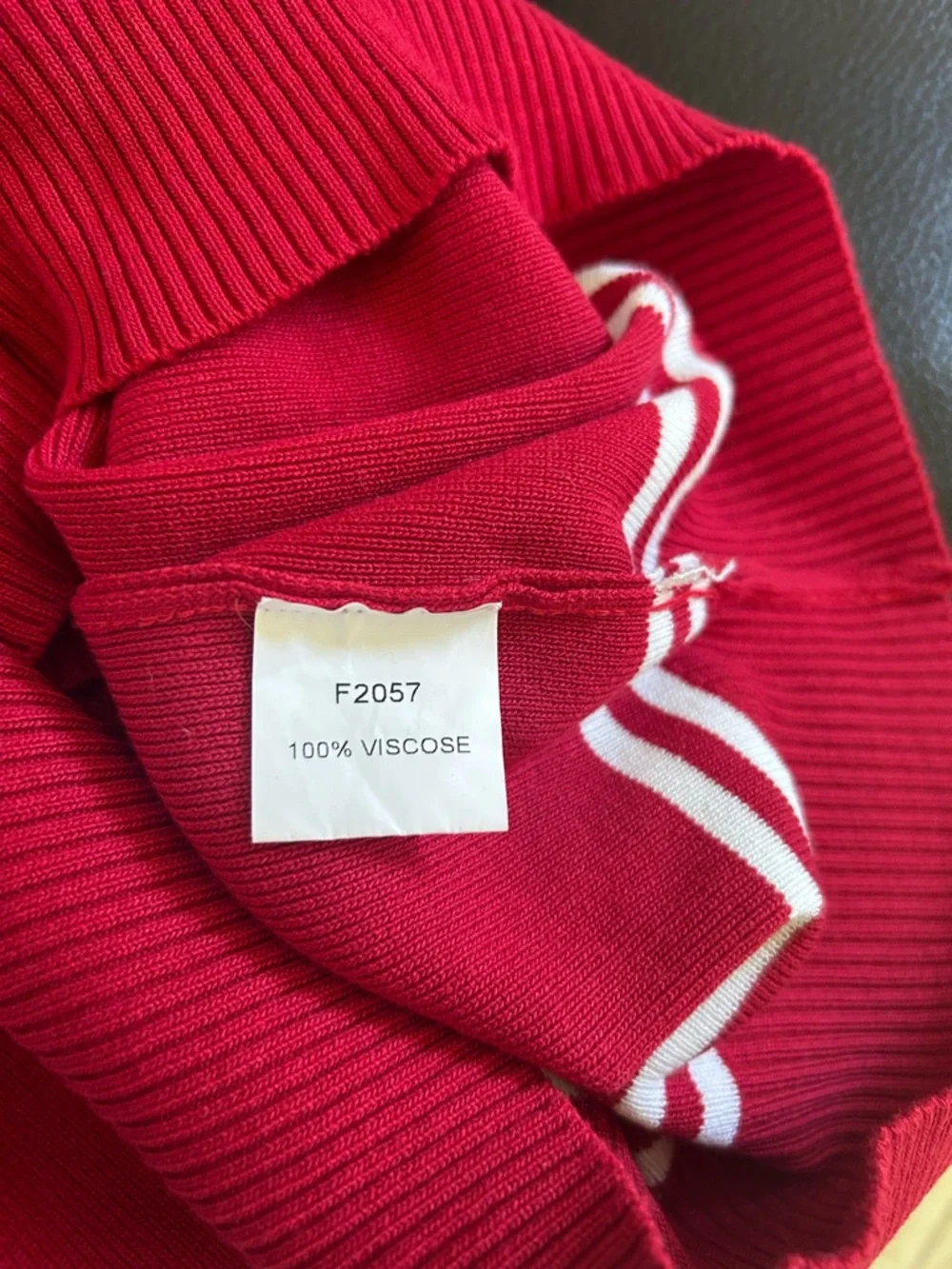 Everlynn Red Teddy Bear Sweater. Size M/L - Picture 5 of 6